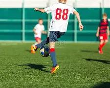 朱正常规赛,首发出战,分钟,千亿球友会平台,千亿球友会官方网站,千亿球友会登录入口,千亿球友会app下载